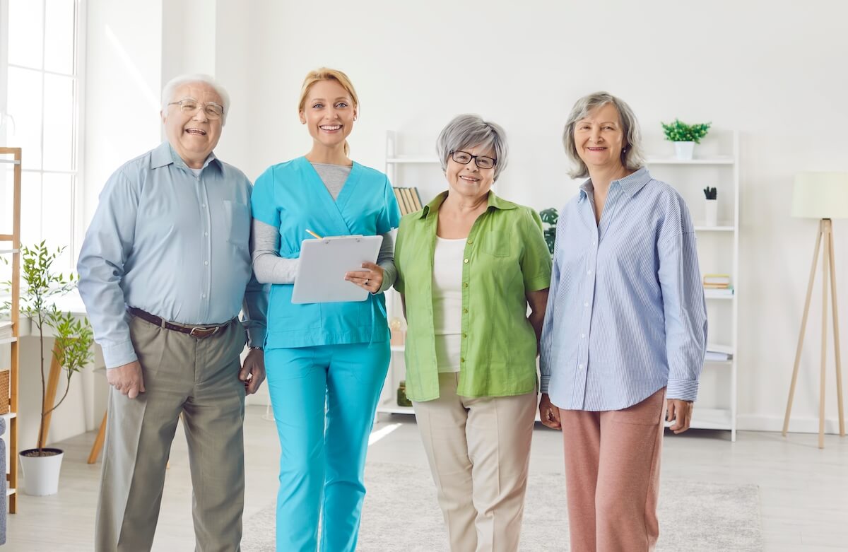 What to Look for During an Assisted Living Tour in Boca Raton Assisted living caregivers with an older adult